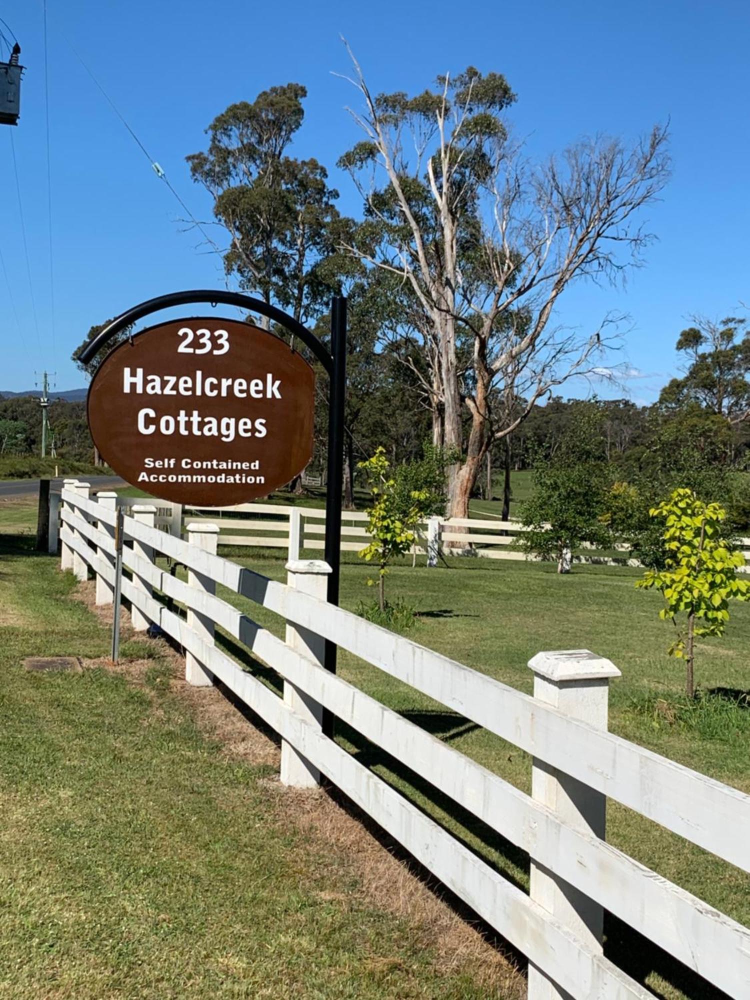 Hazelcreek Cottages Exeter Екстер'єр фото