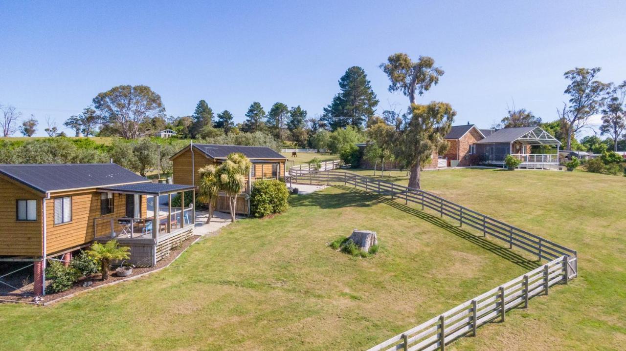 Hazelcreek Cottages Exeter Екстер'єр фото